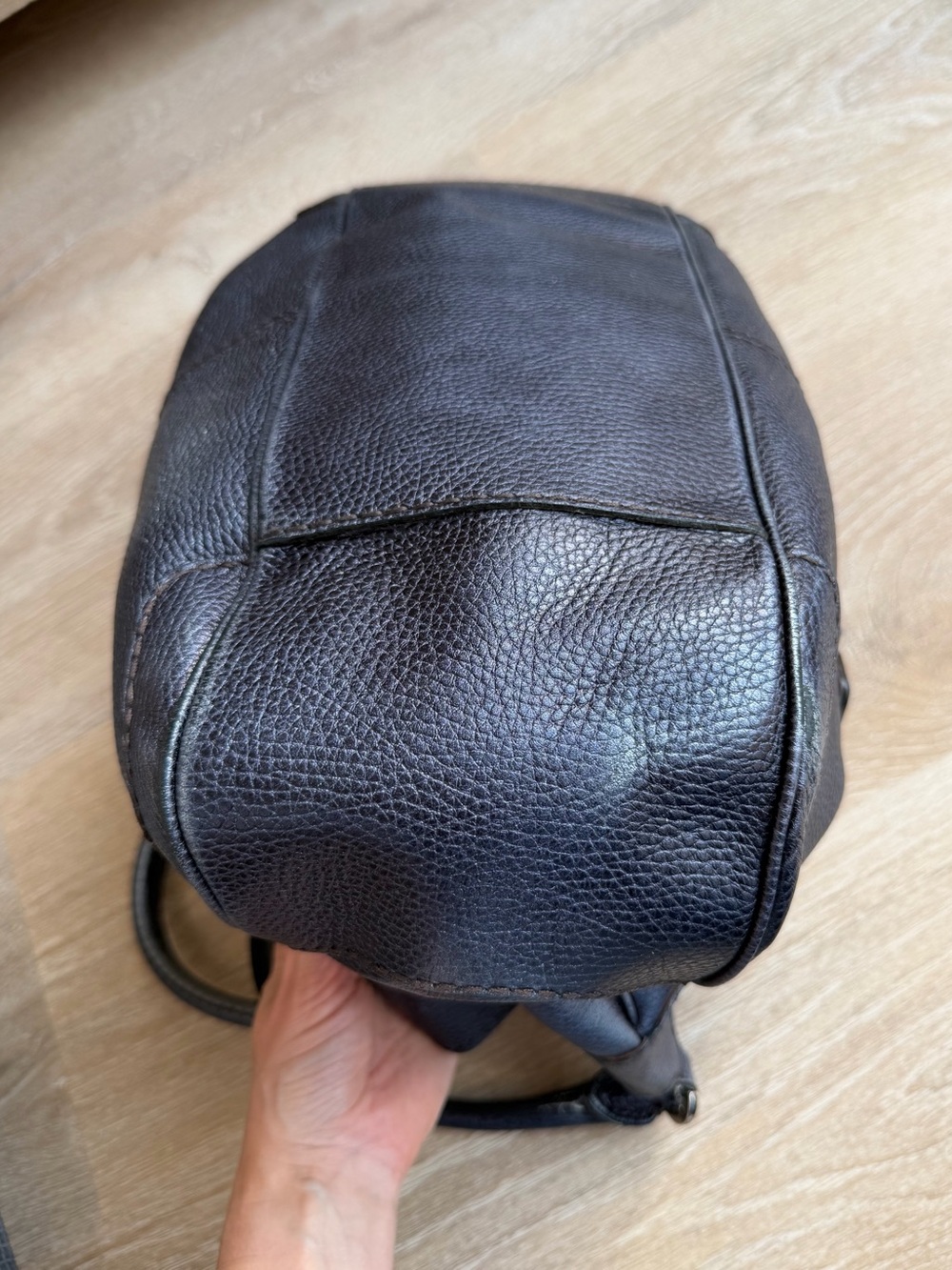 TODS Black Subtle Metallic Leather Hobo Shoulder Bag - Picture 11 of 12
